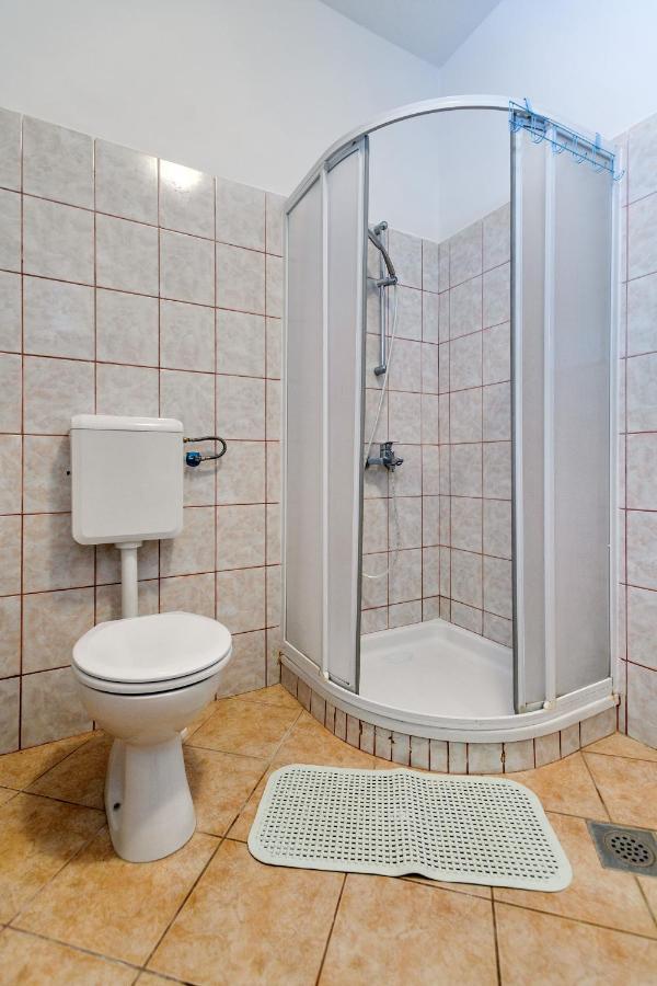 Apartmant Prosika พาก ภายนอก รูปภาพ